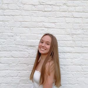 Meet your Posher, Kaleigh